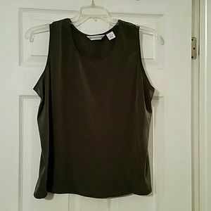 Investments sz 16 drk green dress tank